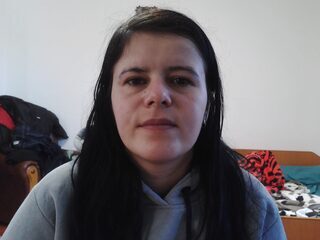 Alexa Carbon webcam model stream image