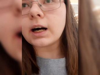 PennilessPrincess webcam bongacams model stream image