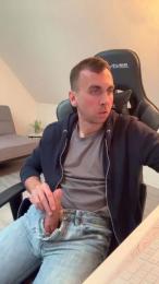 Runtasty96 webcam cam4 model stream image