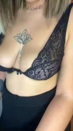 Violetta2022 webcam cam4 model stream image