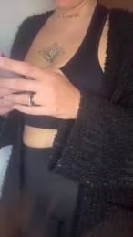 Violetta2022 webcam model stream image