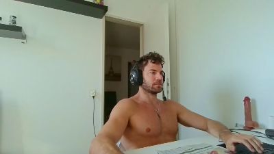 ALPHA_HUNK webcam model stream image