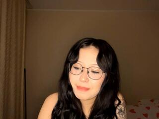 Moira Carrion webcam model stream image