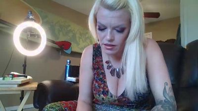 Kloie webcam model stream image