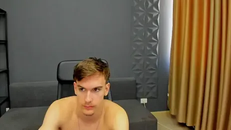 BradyFlint webcam model stream image