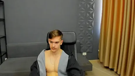 BradyFlint webcam model stream image