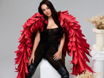 RaqueleGrace webcam model stream image