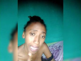 Artinah webcam model stream image