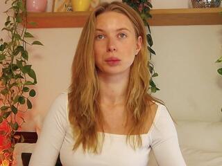 Emma Wilde webcam model stream image