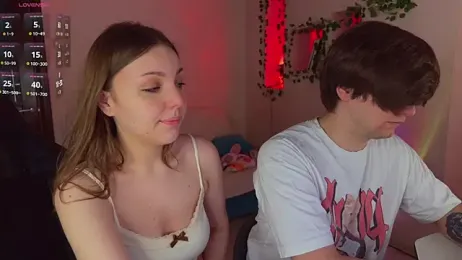 RobertAndLinela webcam stripchat model stream image