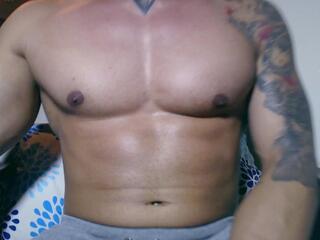 Lucifer Starr webcam flirt4free model stream image