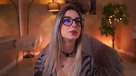 MaddieBryggs webcam stripchat model stream image