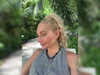 Tvoyasamka77 webcam model stream image