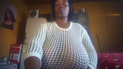 Neliswa webcam model stream image