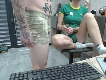 tattoo-couple webcam bongacams model stream image