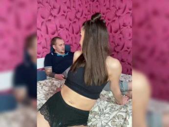 Queen-of-squirt webcam model stream image