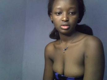 ExoticKiara1 webcam model stream image