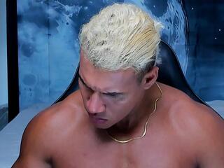 Cris Cruz webcam model stream image