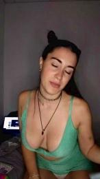 Memiii04 webcam model stream image