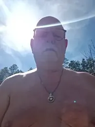 andrejoyfull64 webcam model stream image