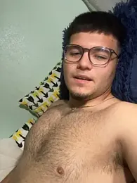 gorka_dom webcam model stream image