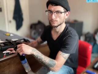 youngkubenski215 webcam model stream image
