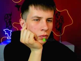 leo-valor webcam model stream image