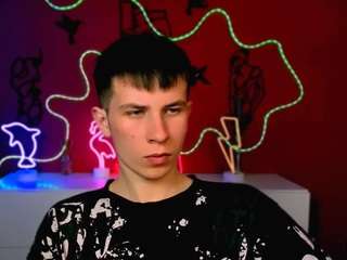 leo-valor webcam model stream image