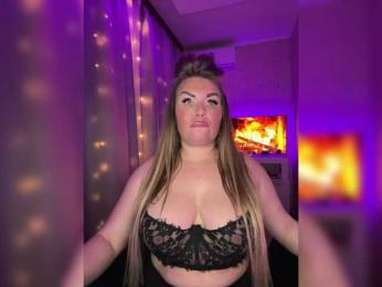 VictoriaFoxxx webcam model stream image