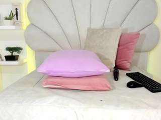 daniela-tovar webcam camsoda model stream image