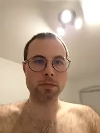 Simonudist webcam model stream image