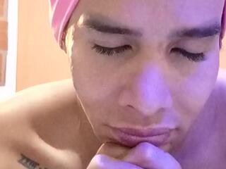 Helenlinda Bell webcam model stream image