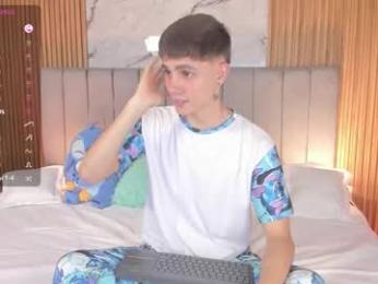 dustinlevine webcam model stream image