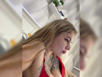 -Tiki-Riki- webcam model stream image