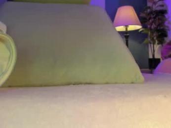 sweet_skiinny webcam model stream image