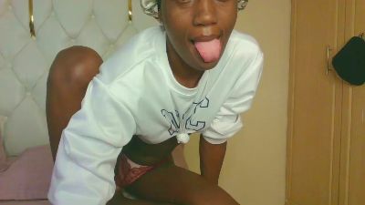 Cutegee webcam model stream image