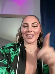 lovely_beast webcam model stream image