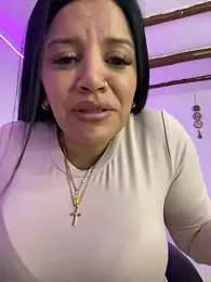 Milff_parkerrr webcam model stream image