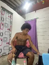 Larry-n-clouds webcam model stream image