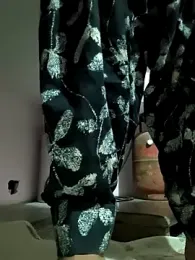 Love-pari77 webcam model stream image