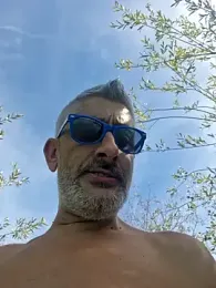 cuci45 webcam model stream image