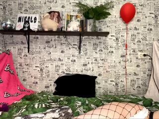 Lulu Belle webcam model stream image
