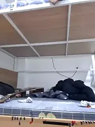 Gwencloudy webcam model stream image