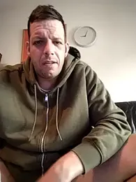 Knuffelstaaff123 webcam model stream image