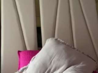 sarahpeterson webcam camsoda model stream image