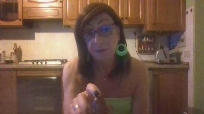 Tiabet webcam model stream image