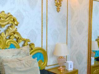 Lucy Leah webcam model stream image