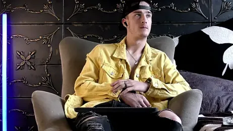 SirReed webcam stripchat model stream image