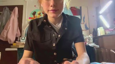 HassieLutsky webcam model stream image