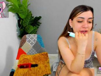 EveeEvian webcam model stream image